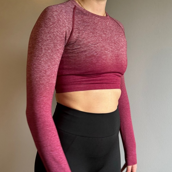Gymshark Adapt Ombre Seamless Long Sleeve Crop Top - Picture 2 of 12